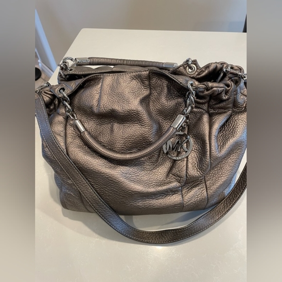 Michael Kors Handbag - Picture 2 of 2